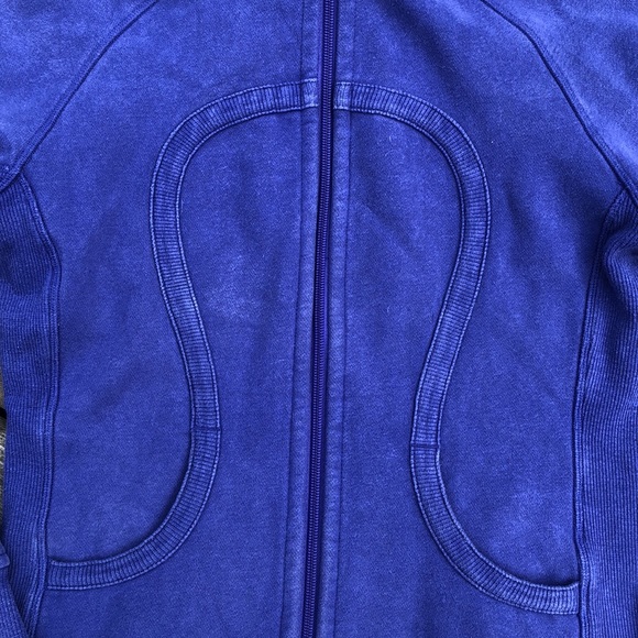 Lululemon Scuba Hoodie - Picture 3 of 8